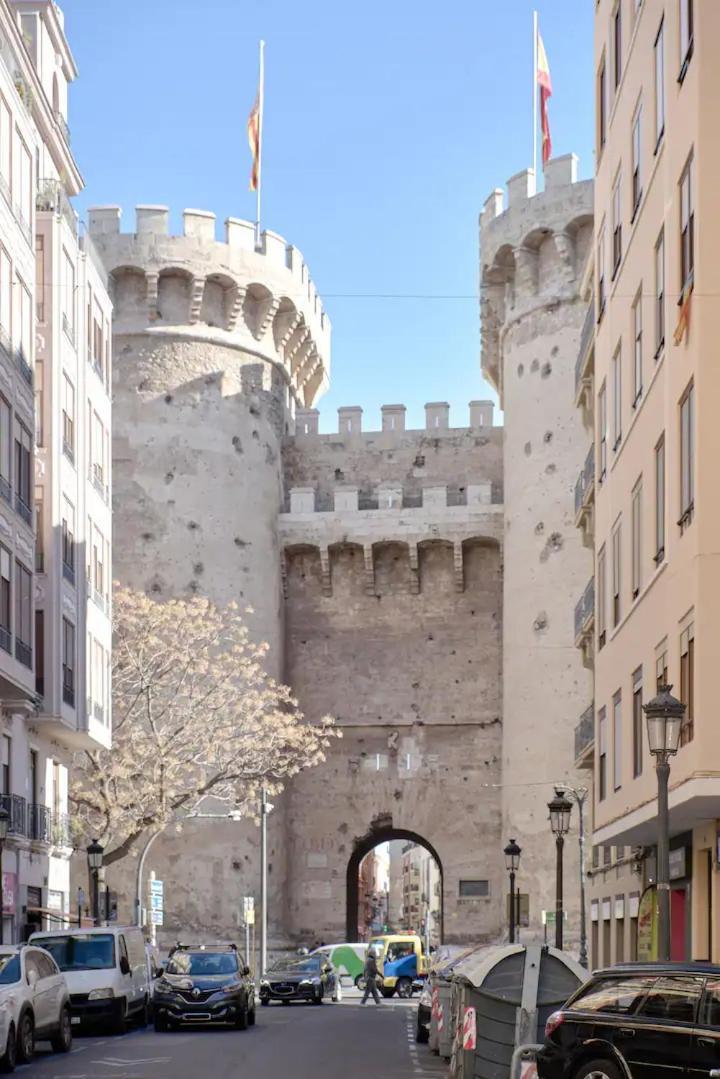 Apartamento Elegante En Plaza Del Carmen F2 バレンシア エクステリア 写真
